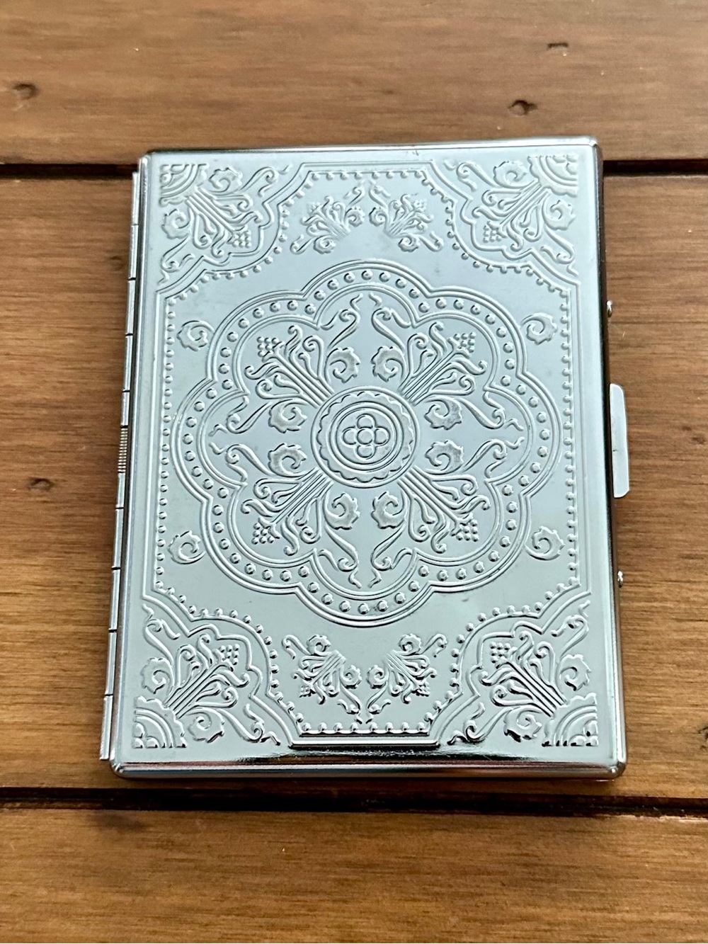 Ornate Silver Embossed Card/Cigarette Case